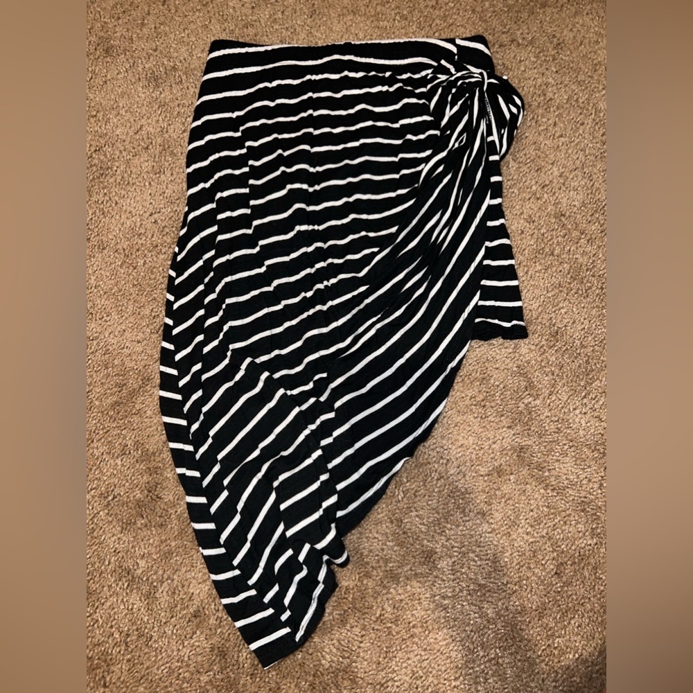 Striped black and white skirt